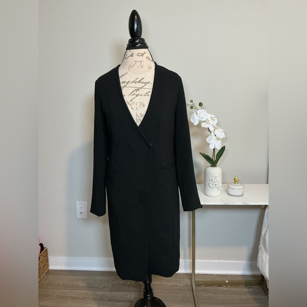 Forever 21 Exclusive Elegant Black Long Coat